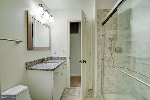 2001 Halyard Ln, Reston, VA 20191 photo 30