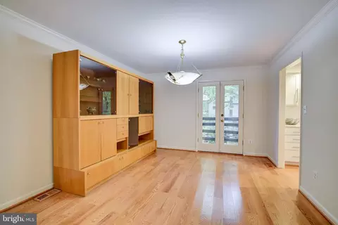 2001 Halyard Ln, Reston, VA 20191 photo 35