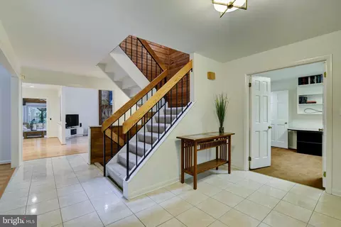 2001 Halyard Ln, Reston, VA 20191 photo 17