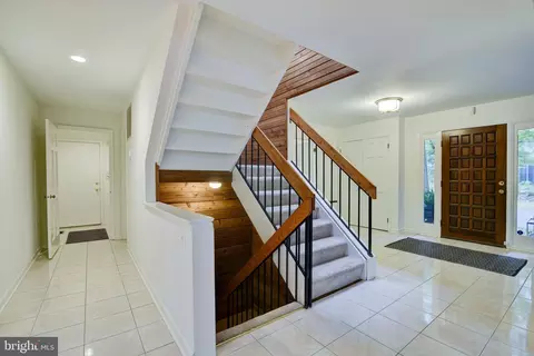 2001 Halyard Ln, Reston, VA 20191 photo 22