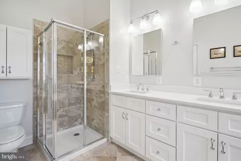 8892 Eagle Rock Ln, Springfield, VA 22153 photo 9