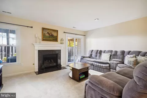 8892 Eagle Rock Ln, Springfield, VA 22153 photo 16