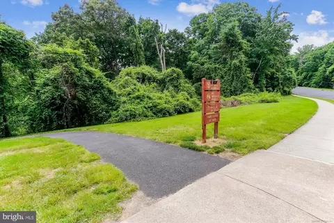 8892 Eagle Rock Ln, Springfield, VA 22153 photo 20