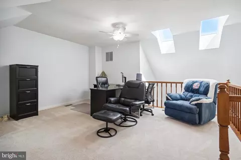 8892 Eagle Rock Ln, Springfield, VA 22153 photo 12