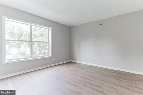 3179 Summit Square Dr #2-E6, Oakton, VA 22124 photo 17