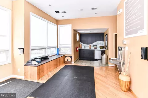 3179 Summit Square Dr #2-E6, Oakton, VA 22124 photo 26