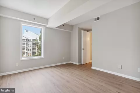 3179 Summit Square Dr #2-E6, Oakton, VA 22124 photo 14