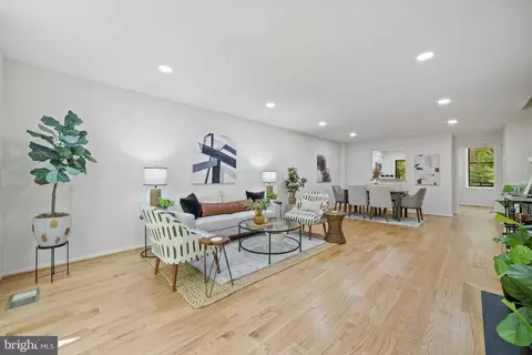 11508 Sunder Ct, Reston, VA 20190 photo 6