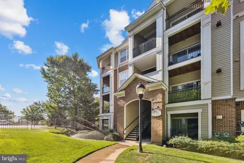 12921 Centre Park Cir #305, Herndon, VA 20171