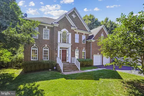 4512 Carrico Dr, Annandale, VA 22003