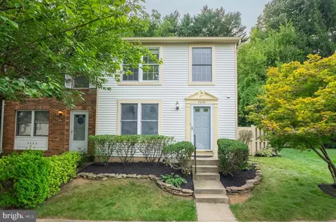 2020 Brooks Square Pl, Falls Church, VA 22043