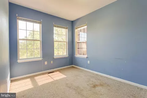 8517 Bertsky Ln, Lorton, VA 22079 photo 19