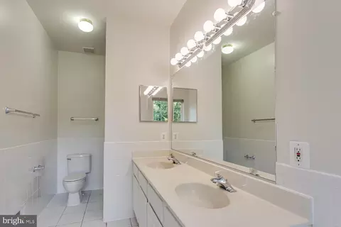 8517 Bertsky Ln, Lorton, VA 22079 photo 15