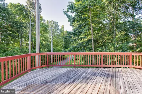 8517 Bertsky Ln, Lorton, VA 22079 photo 33