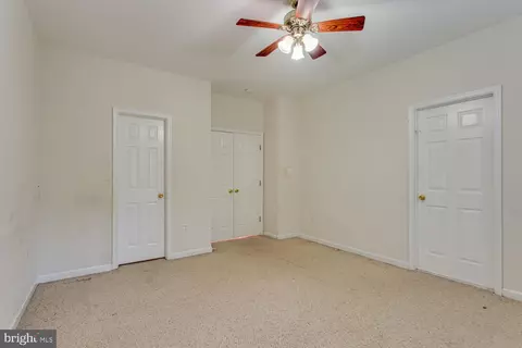 8517 Bertsky Ln, Lorton, VA 22079 photo 12
