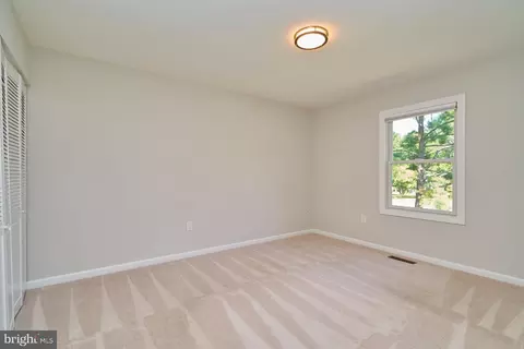 2349 Rosedown Dr, Reston, VA 20191 photo 16