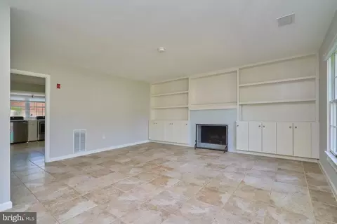 2349 Rosedown Dr, Reston, VA 20191 photo 24
