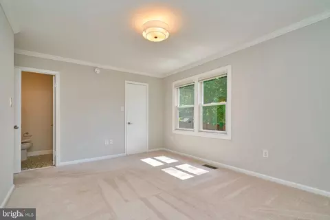 2349 Rosedown Dr, Reston, VA 20191 photo 20