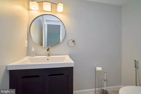 2349 Rosedown Dr, Reston, VA 20191 photo 28