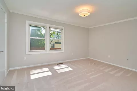 2349 Rosedown Dr, Reston, VA 20191 photo 19
