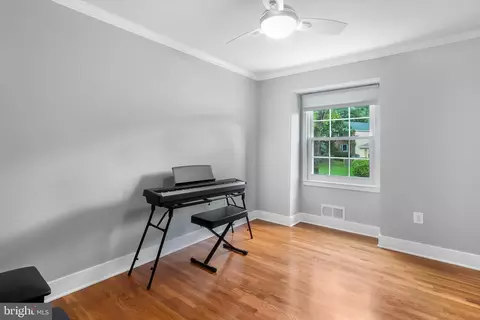 6414 Brentford Dr, Springfield, VA 22152 photo 43