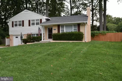5214 Light St, Springfield, VA 22151 photo 1