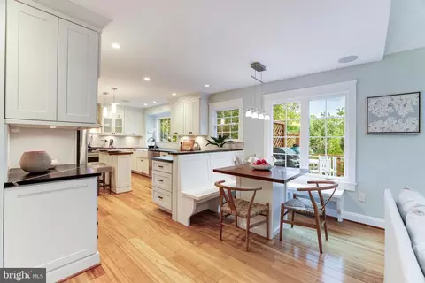 13172 Ruby Lace Ct, Herndon, VA 20171 photo 3