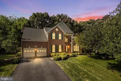 2504 Tallyrand Ct, Herndon, VA 20171