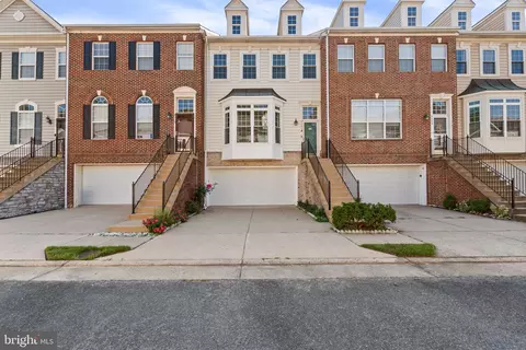 6141 Cinnamon Ct, Alexandria, VA 22310