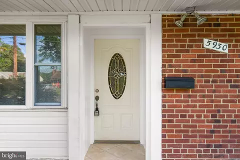 5930 Atteentee Rd, Springfield, VA 22150 photo 10