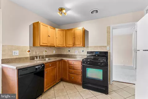 5930 Atteentee Rd, Springfield, VA 22150 photo 19