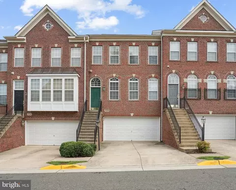 8206 Gunston Commons Way, Lorton, VA 22079