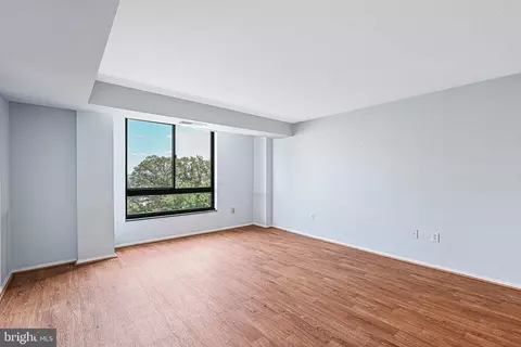 1808 Old Meadow Rd #1112, Mclean, VA 22102 photo 23