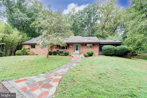 10800 Park Rd, Lorton, VA 22079