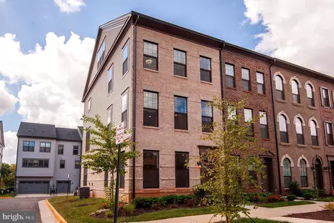 4399 Denfeld Trl, Fairfax, VA 22033