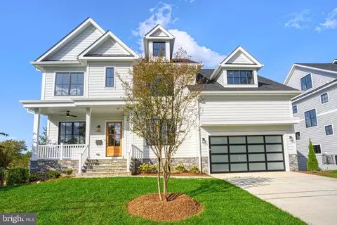 1607 Woodmoor Ln, Mclean, VA 22101