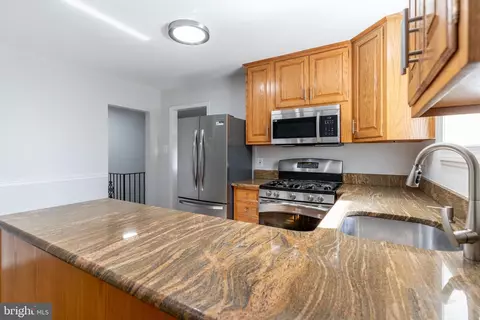 5307 Rolling Rd, Springfield, VA 22151 photo 12