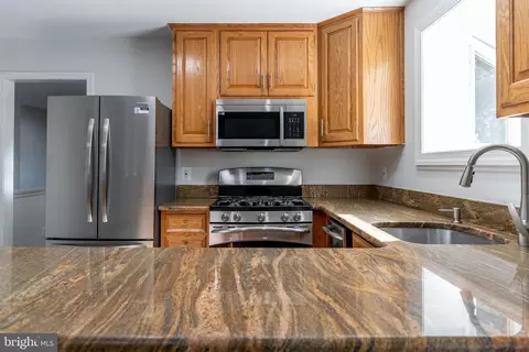 5307 Rolling Rd, Springfield, VA 22151 photo 14