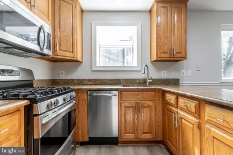 5307 Rolling Rd, Springfield, VA 22151 photo 15