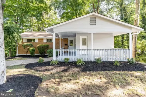 5307 Rolling Rd, Springfield, VA 22151 photo 2