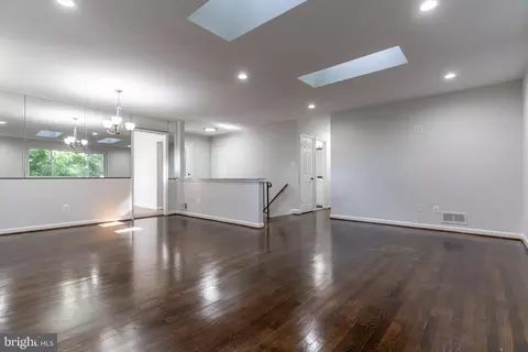 5307 Rolling Rd, Springfield, VA 22151 photo 21