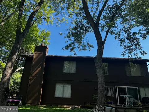 5902 Hall St, Springfield, VA 22152 photo 6