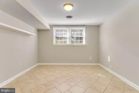 7310 Foxe Pl, Springfield, VA 22151 photo 28