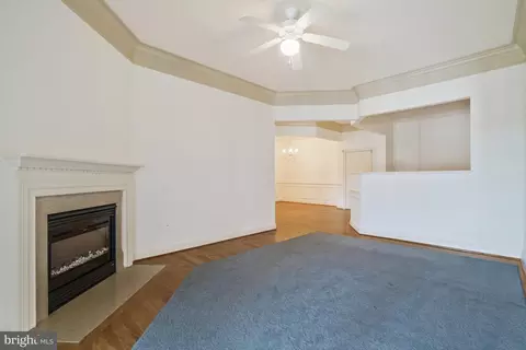 7871 Rolling Woods Ct #1402, Springfield, VA 22152 photo 10