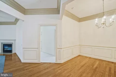 7871 Rolling Woods Ct #1402, Springfield, VA 22152 photo 8