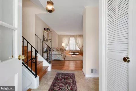 6212 Zekan Ln, Springfield, VA 22150 photo 4