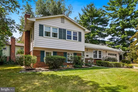 6212 Zekan Ln, Springfield, VA 22150