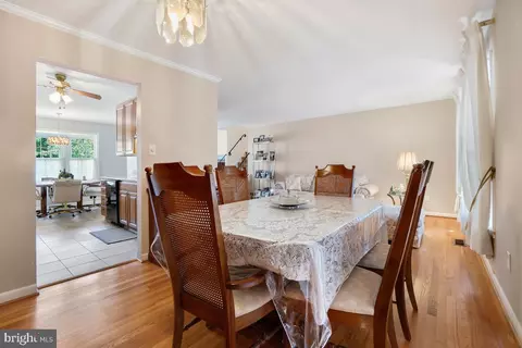 6212 Zekan Ln, Springfield, VA 22150 photo 8