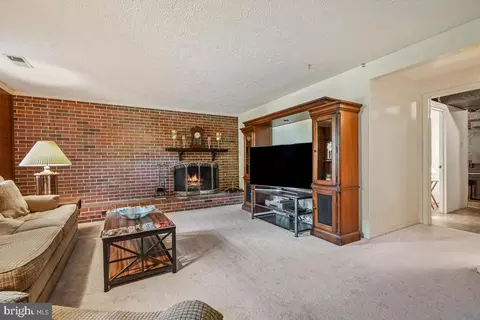 6212 Zekan Ln, Springfield, VA 22150 photo 15