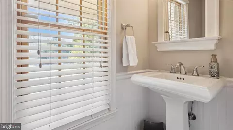 6315 Millwood Cir, Springfield, VA 22152 photo 6